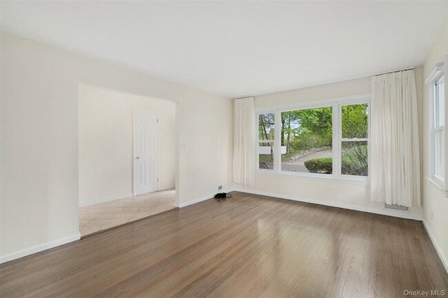 Photo - 85 Ewart St
