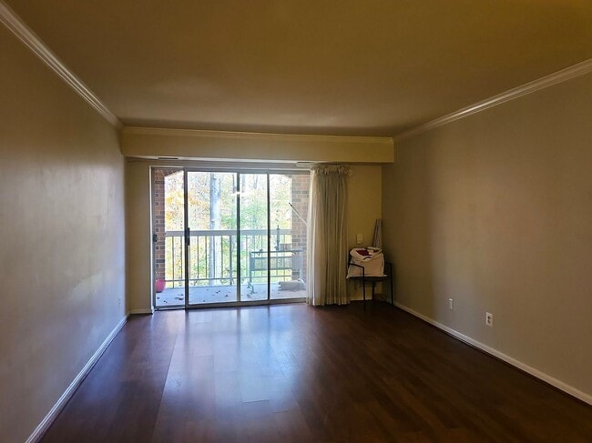 Photo - Bright and Cozy 1 Bed 1 Bath Condo In With Balcony In Vibrant Burke Cove