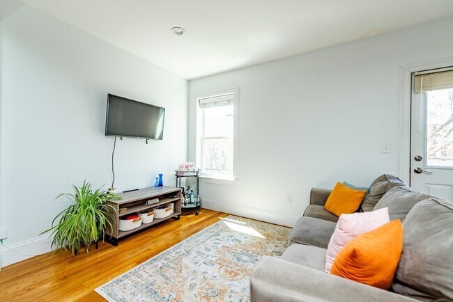 Photo - 20 Howell St Unit 1