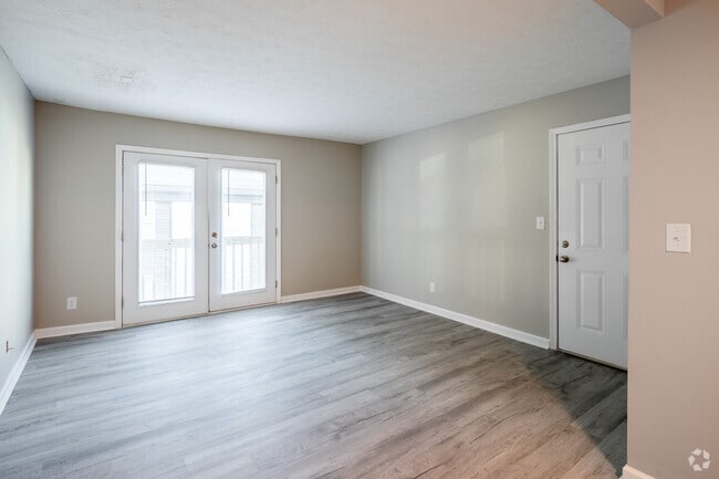 1BR, 1BA - 773SF - Living Room