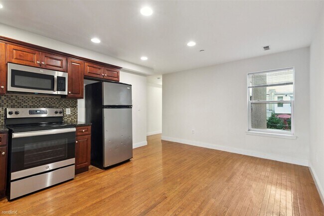 Photo - 4 br, 2 bath Duplex - 1815 N 18TH ST Unit B