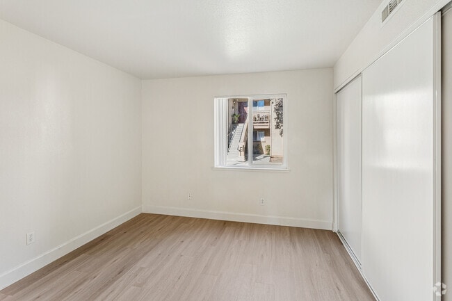 3BR, 1BA - 1,004SF - Third Bedroom