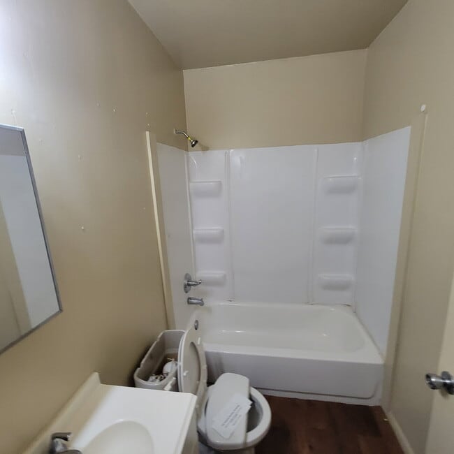 Photo - West Indy 3BR House ready to Lease!