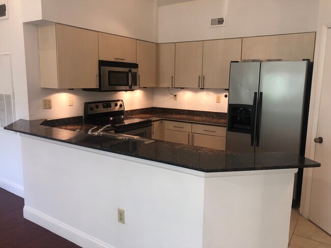 Photo - 2550 SW 18th Ter Unidad 16