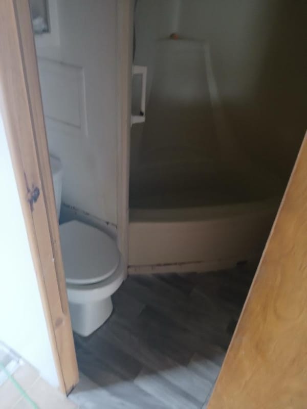 Photo - 1475 N Bridge St