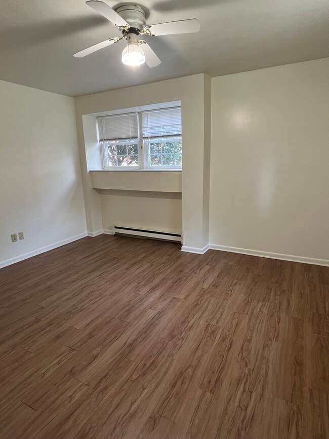 Photo - 314 S Poplar St