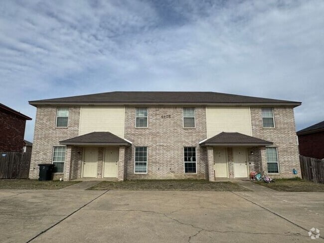 Building Photo - 4405 Abigail Dr Rental