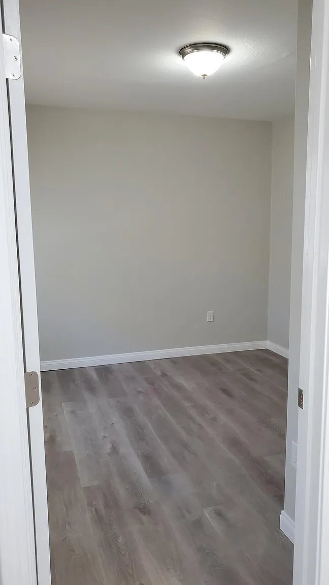 Photo - 21631 Cottonwood Ave