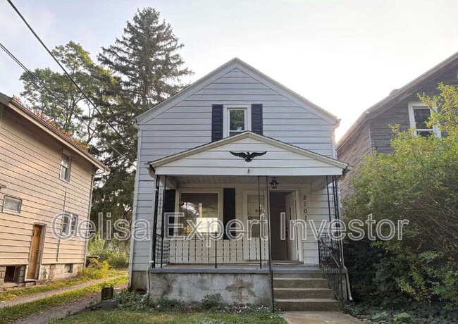 Building Photo - 2101 Pauline St Rental