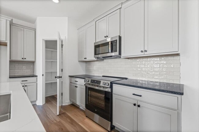 Photo - 2004 Stone Mountain Pkwy