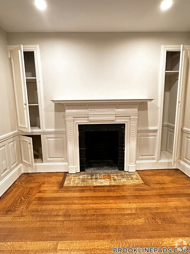 Building Photo - 1712 Beacon St Rental