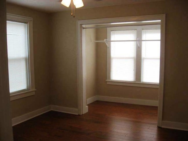 Photo - 317 S Walnut St Unit 2