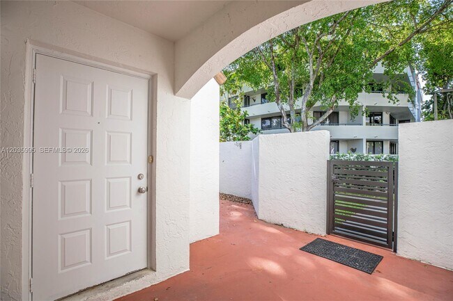Photo - 21212 Harbor Way Unidad 147-14