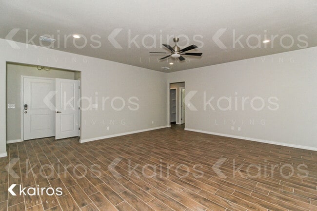 Photo - 2811 Destin Ave