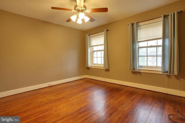 Photo - 420 Sunset Rd Townhome