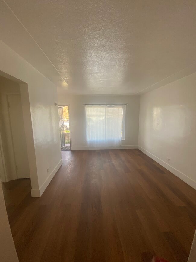 Photo - 3402 Mayfair Dr S