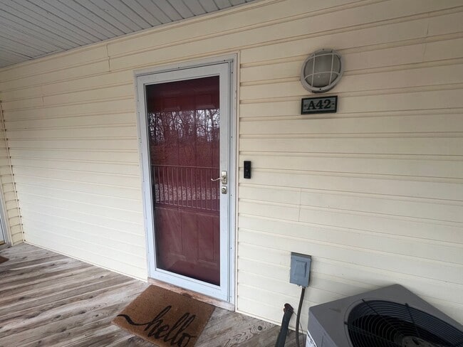Photo - Lakeview Condo for Rent - The Ledges, Osage Beach!