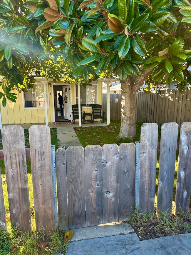 Photo - 2101 Sunset Ave