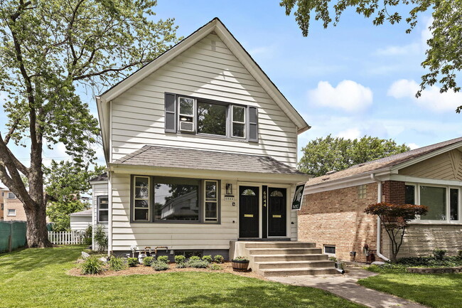 Photo - 6844 N Ottawa Ave