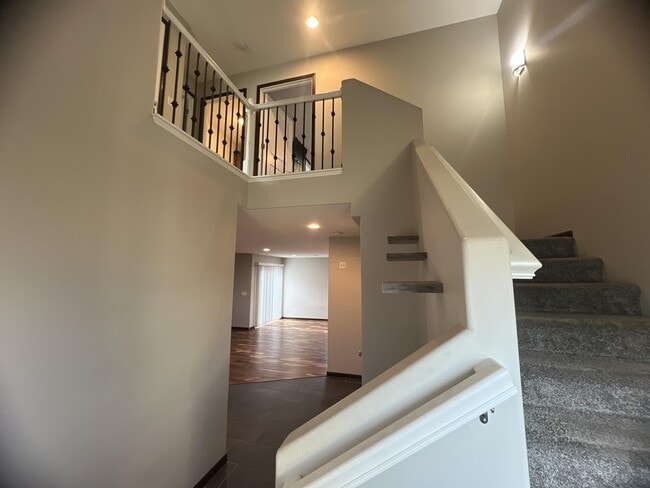 Photo - 6305 Saulk Trail