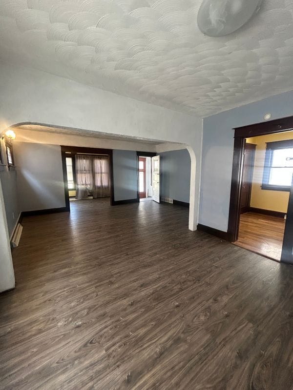 Photo - 81 St Florian St Unit Lower