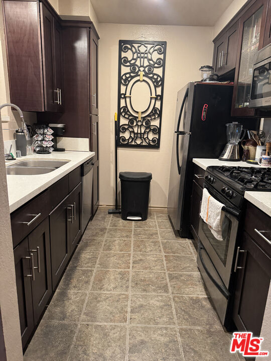 Photo - 4238 Whitsett Ave Unit 103