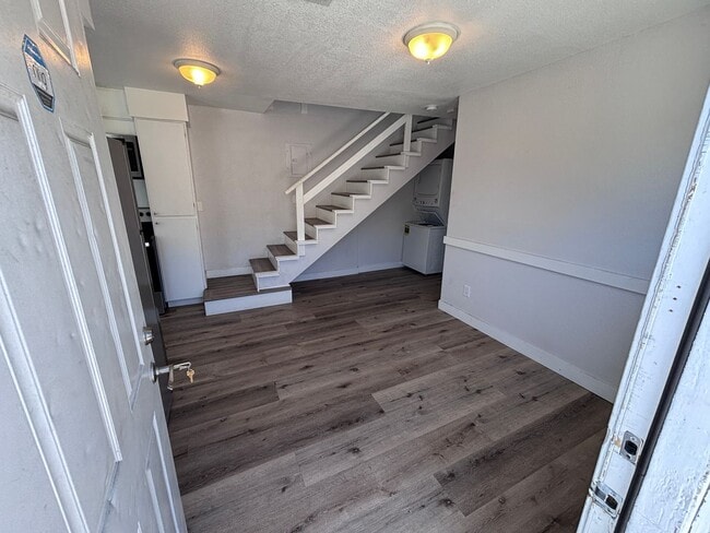 Photo - 656 S 7th St Unidad C