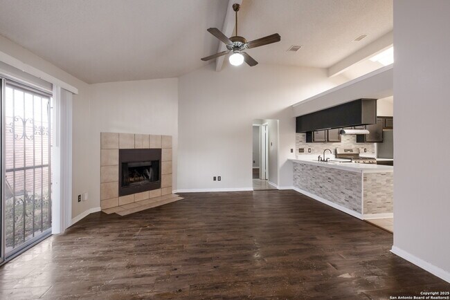 Photo - 6307 Candlecrest Ct