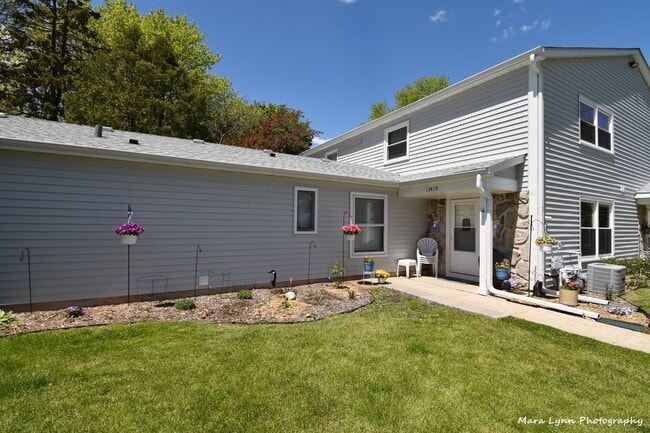 Photo - 1341 N Glen Cir Unit D