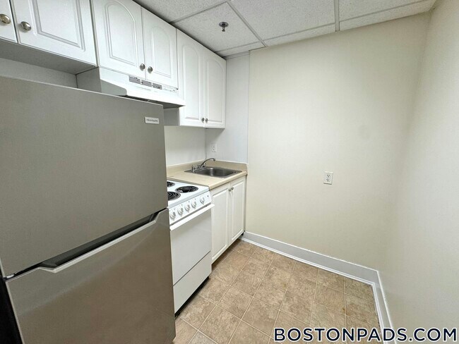 Photo - 62 Boylston St Unidad 618