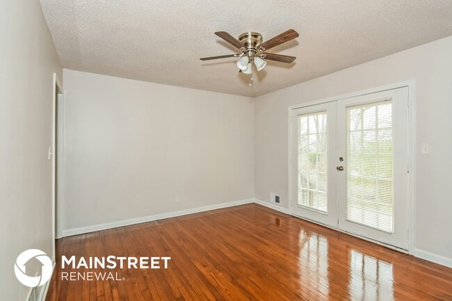 Photo - 6451 Carolyn Ct