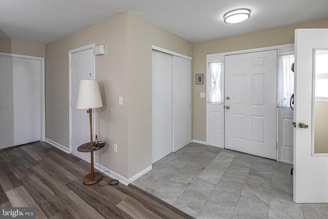 Photo - 27 Richards Rd