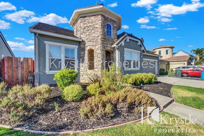 Photo - 625 Purple Martin Dr