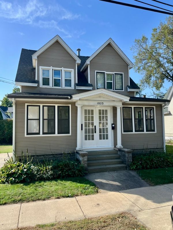 Building Photo - 1823 Hutchins Ave