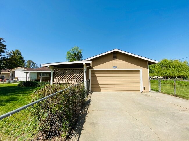 Photo - 9635 Titan Rd