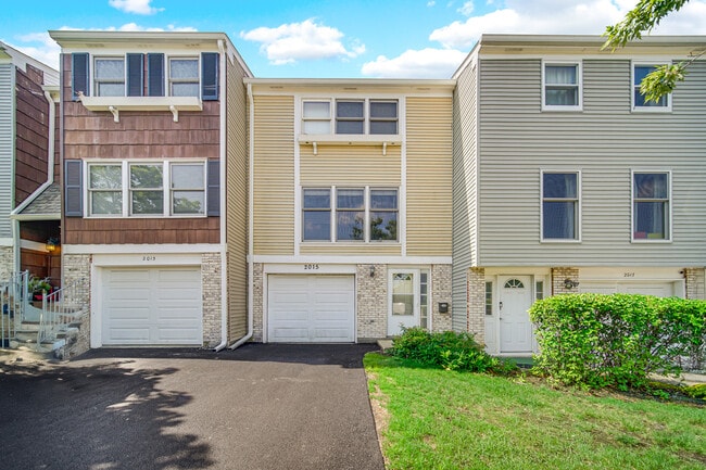 Photo - 2015 Oxford Ct Unidad 2015 Rental