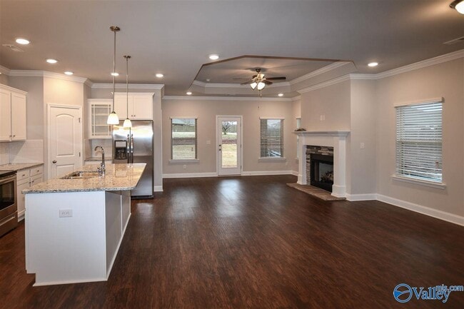 Photo - 275 Caudle Dr