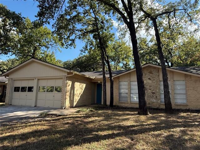 Photo - 5400 Holly Trail