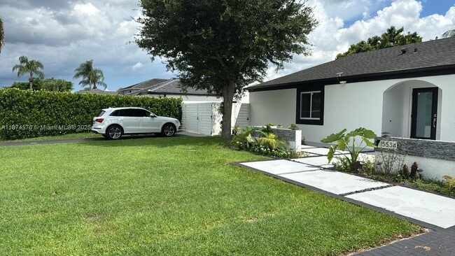 Building Photo - 15534 SW 153rd St Unit effi Rental