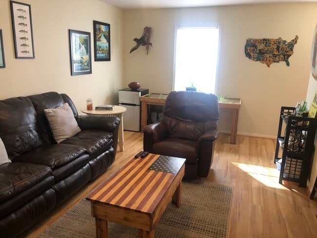 Photo - 159 E Cloverhurst Ave Unidad 2