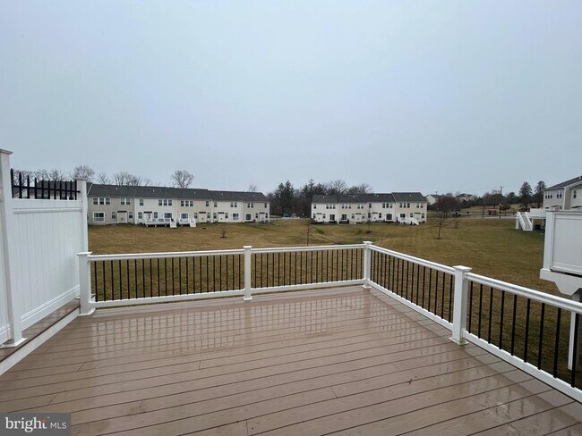 Photo - 44 Clement Ct