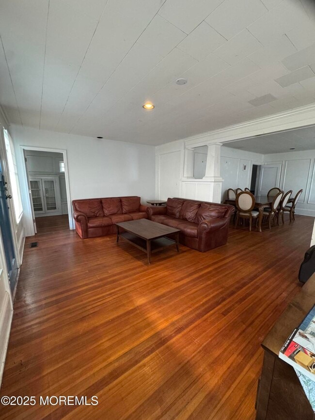 Photo - 21 Wyckoff St