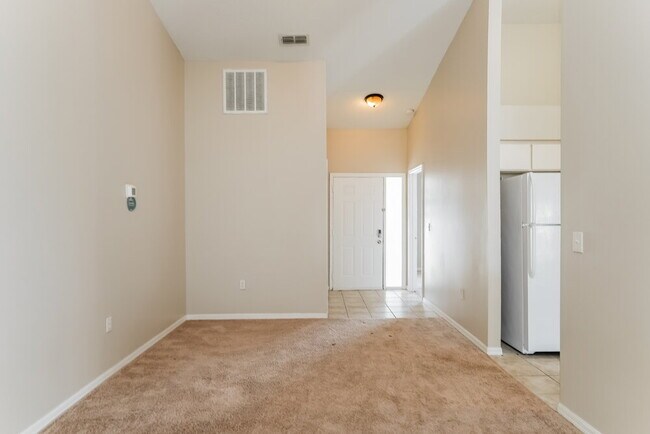 Photo - 2132 Ridgemore Dr