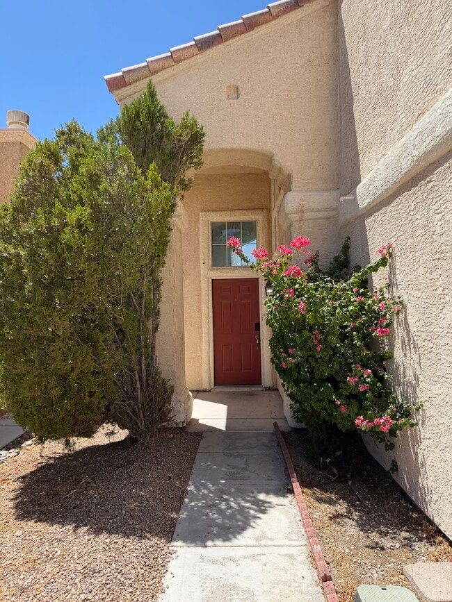 Photo - 4537 Switchback St