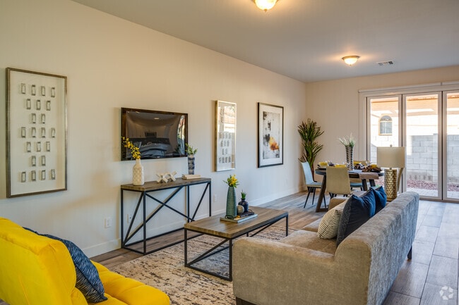 3 BR, 3 BA - 1840SF