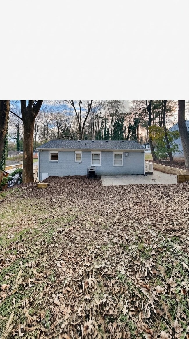 Photo - 300 Banberry Dr SE
