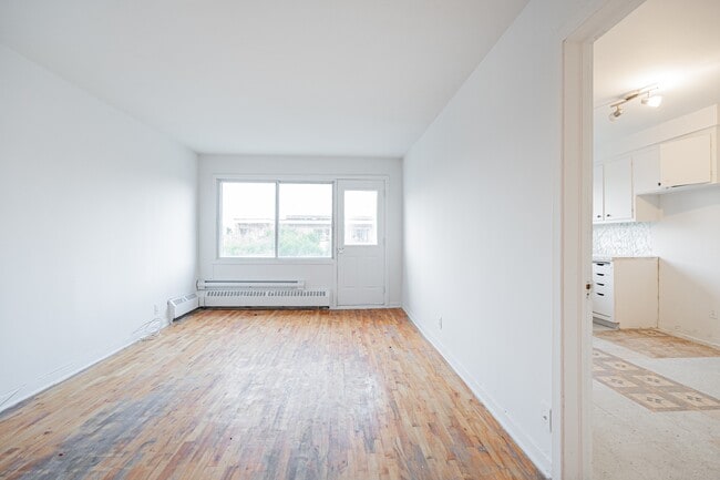 Photo - 6880-625e 25e Ave Unit 19