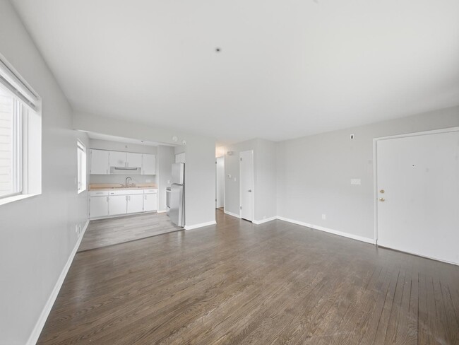 Photo - 8641 W Lapham St