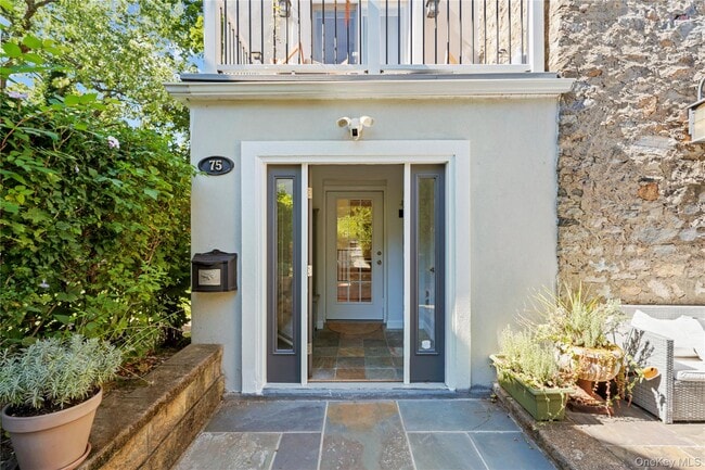 Photo - 75 Kensington Rd