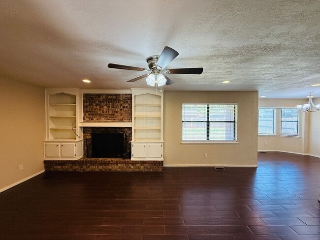 Photo - 1135 W Johnathan Way